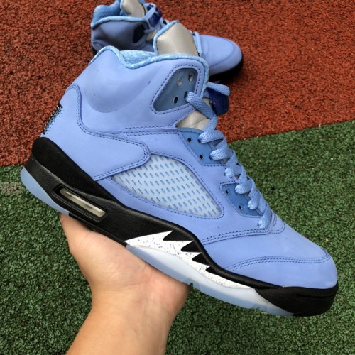 Air Jordan 5  “UNC