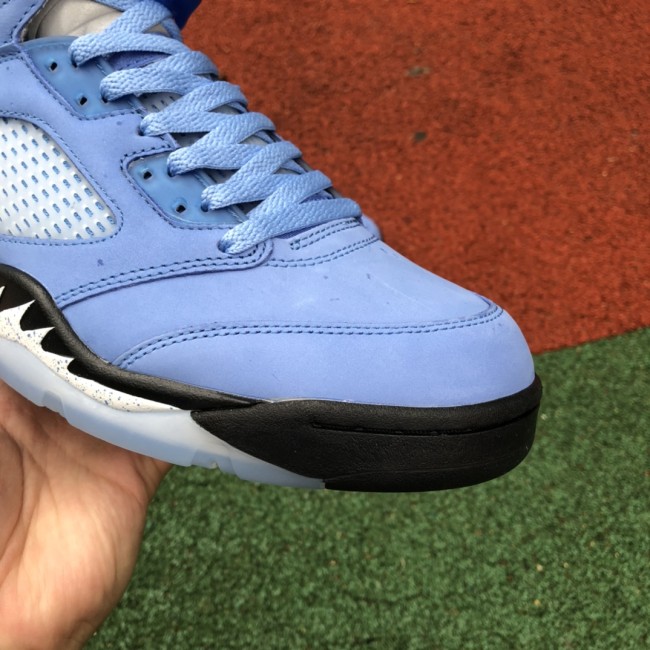 Air Jordan 5  “UNC
