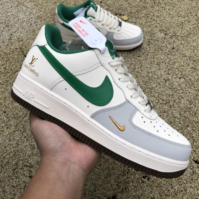 Nike Air Force 1 '07