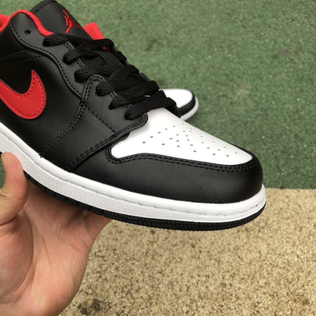 Air Jordan 1 Retro Low White Toe