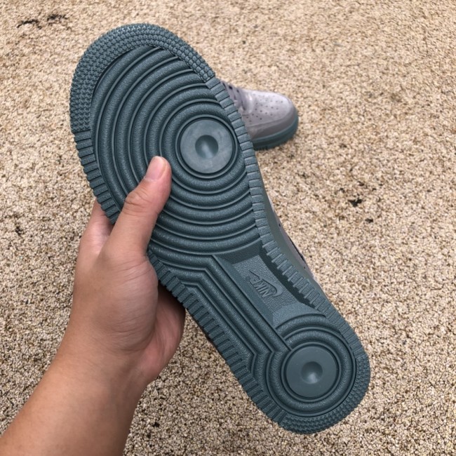 Nike Air Force 1 Low Cut Out Swoosh Grey