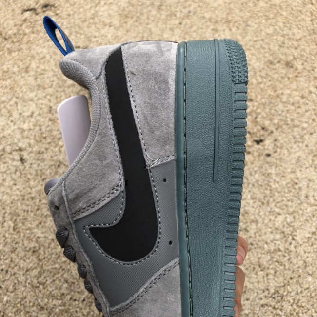 Nike Air Force 1 Low Cut Out Swoosh Grey