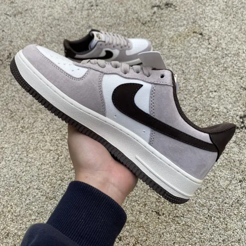 Nike Air Force 1 '07