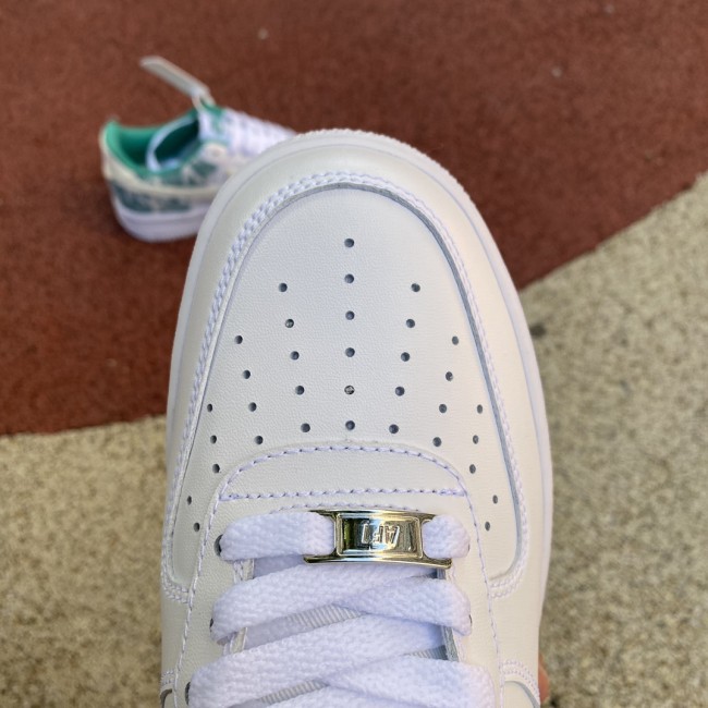 Nike Air Force 1 '07