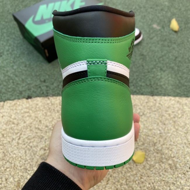 Air Jordan 1 Retro High OG “Lucky Green”