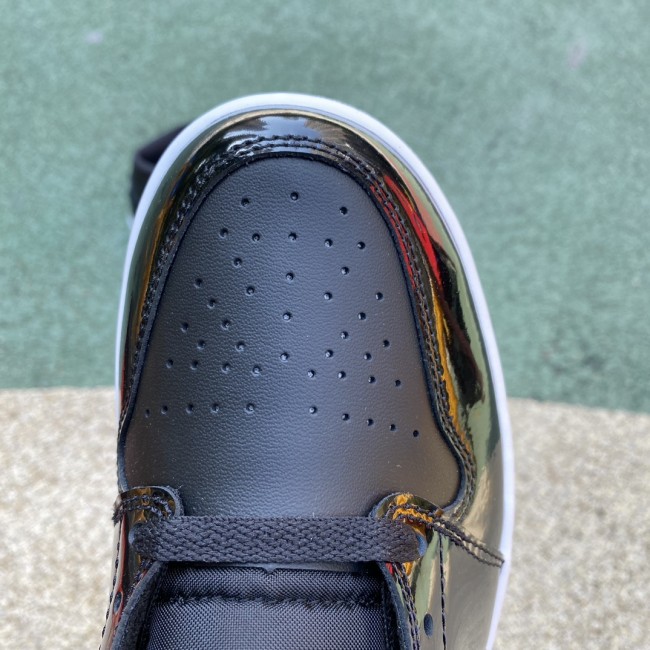 Air Jordan 1 Mid SE Space Jam