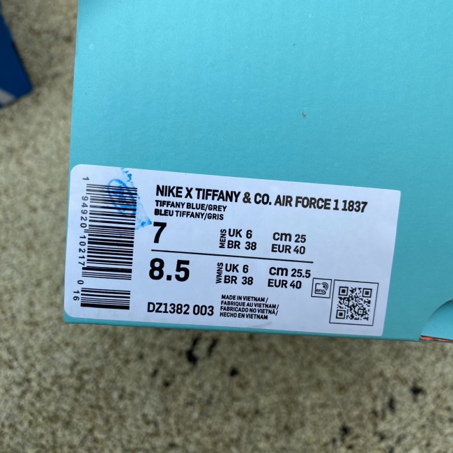 Tiffany & Co. x Nike Air Force 1 Low