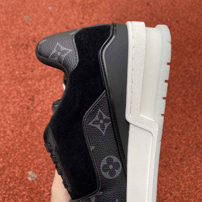 Louis Vuitton Trainer Black Monogram