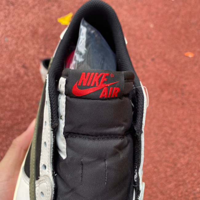 Travis Scott x Air Jordan 1 Retro Low OG WMNS “Olive”