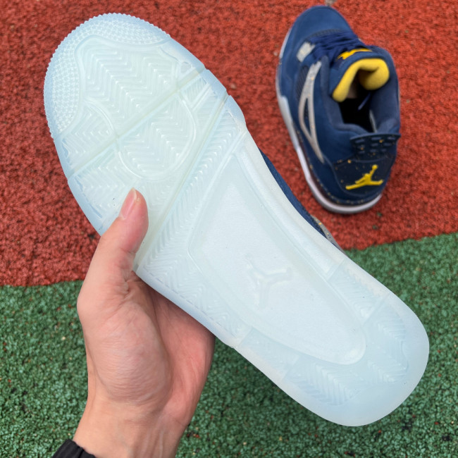 Jordan 4 Retro Michigan (PE)