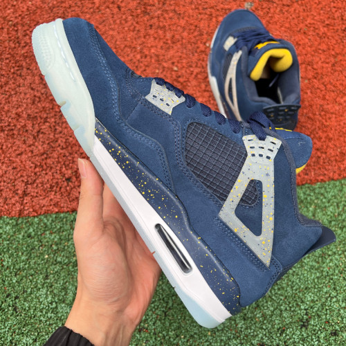 Jordan 4 Retro Michigan (PE)