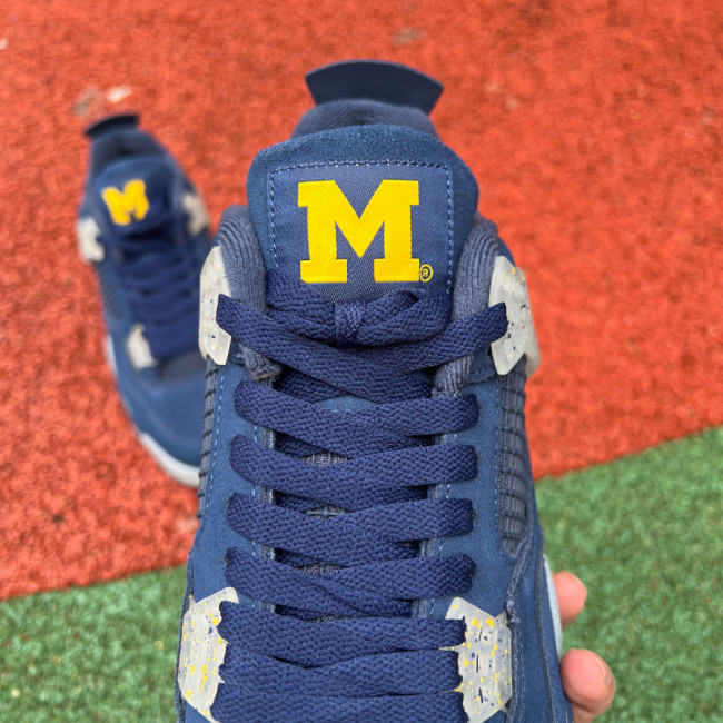 Jordan 4 Retro Michigan (PE)