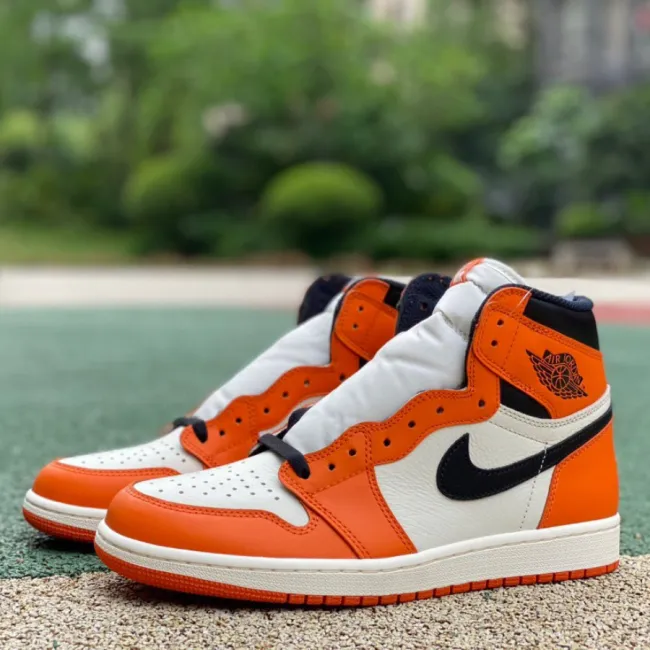 Air Jordan 1 Retro Reverse Shattered Backboard