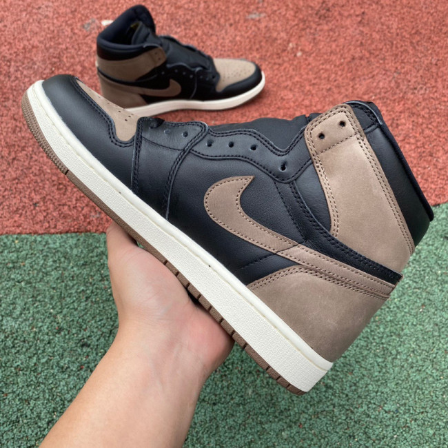 Air Jordan 1 Retro High OG Palomino