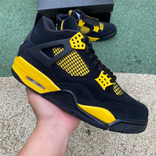 Jordan 4 Retro Thunder