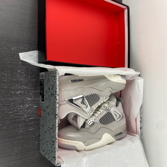 Jordan 4 Retro Frozen Moments