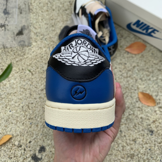 Air Jordan 1 Retro Low OG SP Fragment x Travis Scott