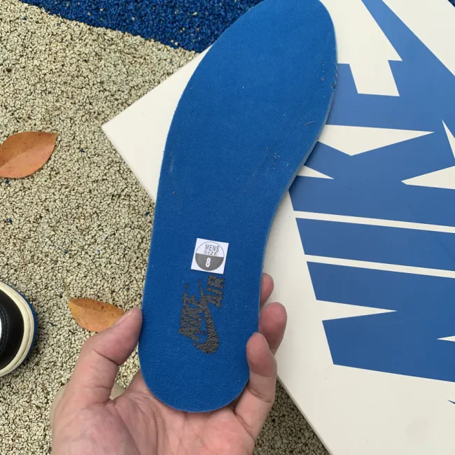 Air Jordan 1 Retro Low OG SP Fragment x Travis Scott