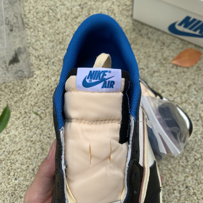Air Jordan 1 Retro Low OG SP Fragment x Travis Scott