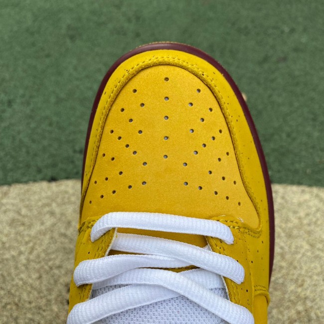 Nike SB Dunk Low Yellow Lobster