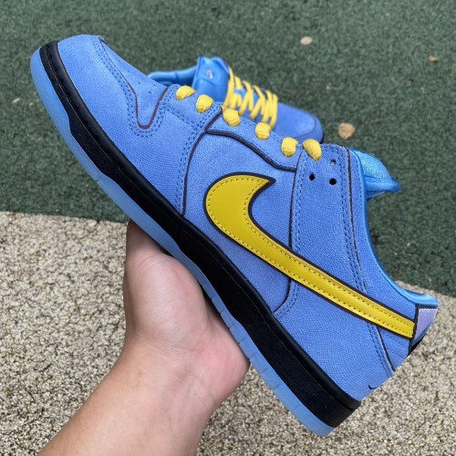 The Powerpuff Girls x Nike SB Dunk Low Bubbles