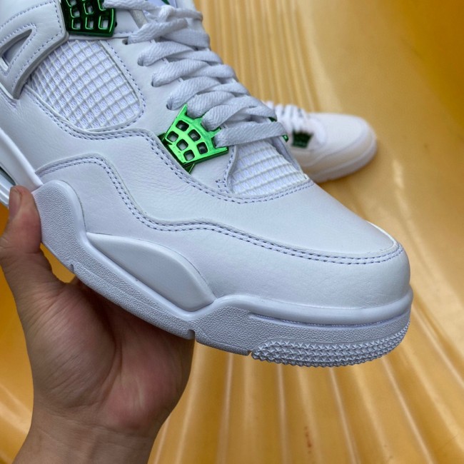 Air Jordan 4 Retro Metallic Green