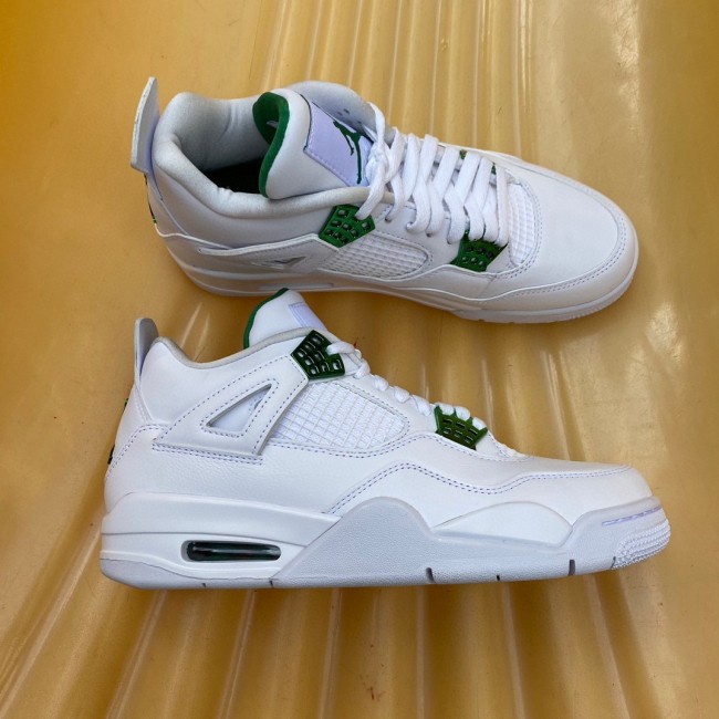 Air Jordan 4 Retro Metallic Green