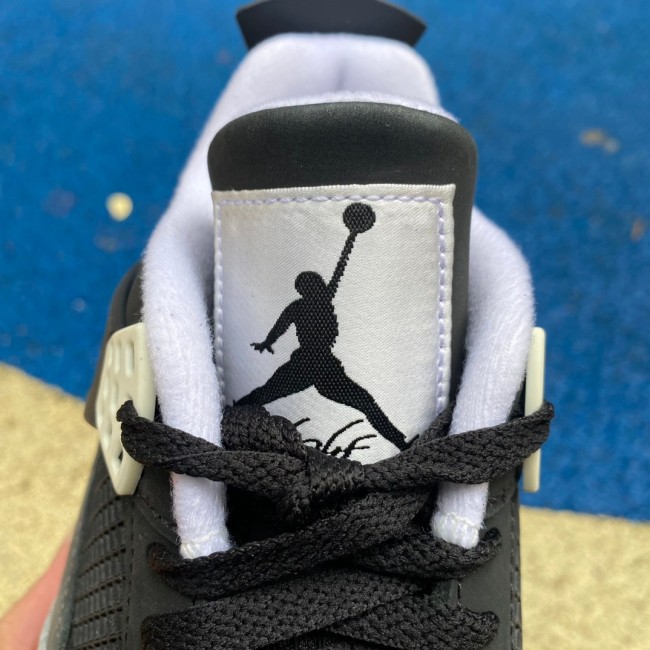 Air Jordan 4 Retro Fear Pack