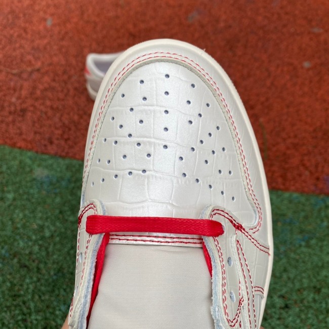 Tracis Scott x Air Jordan 1 Low