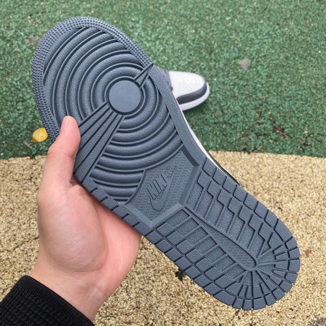 Air Jordan 1 Low Dark Grey