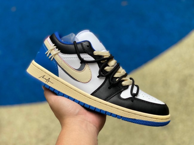 Air Jordan 1 Low shoes