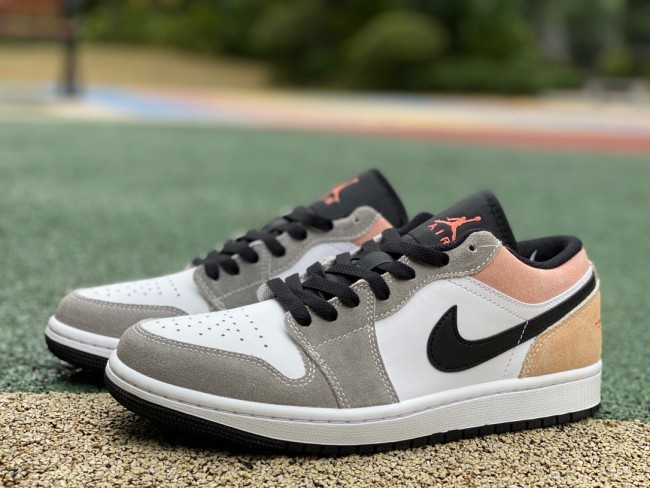 Air Jordan 1 Low SE Flight Club