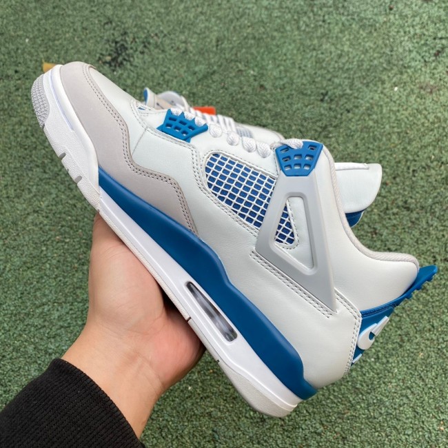 Air Jordan 4 Retro Military Blue (2024)