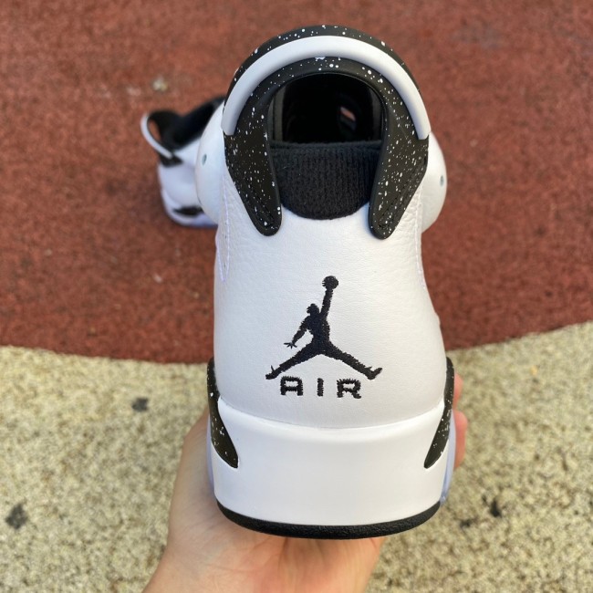 Air Jordan 6 “Reverse Oreo”