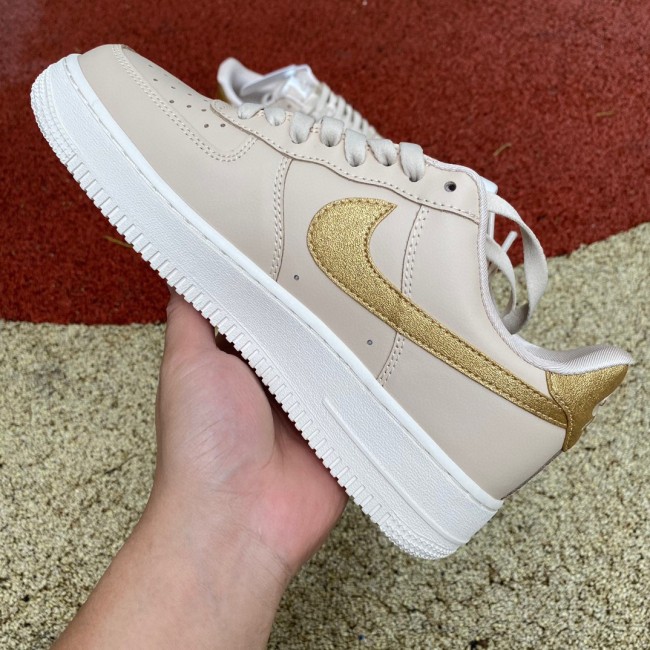 Air Force 1 Low '07 Sanddrift Metallic Gold