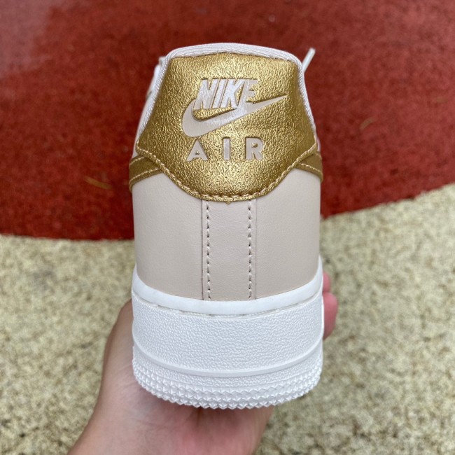 Air Force 1 Low '07 Sanddrift Metallic Gold