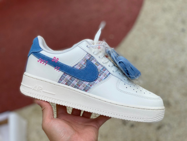 Air Force 1 Low '07 LX Denim Swoosh Boucle