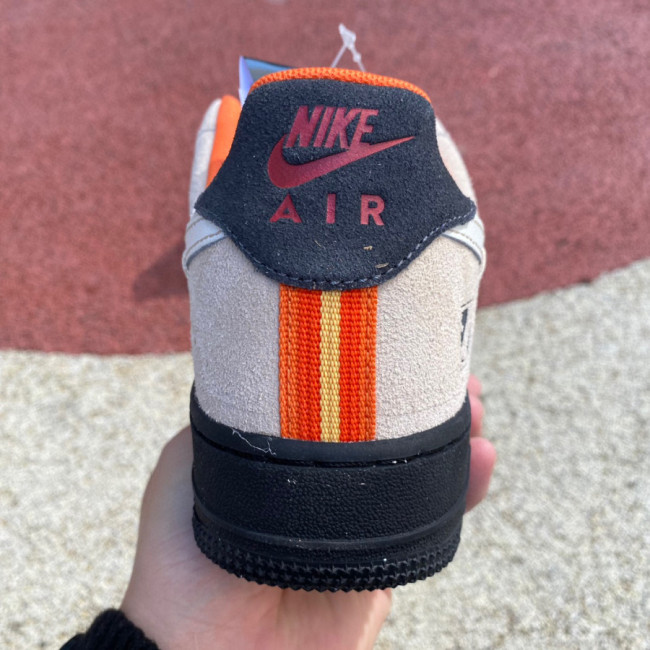 Nike Air Force 1 Low '07 LX Somos Familia