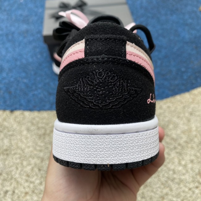 Air Jordan 1 Low shoes