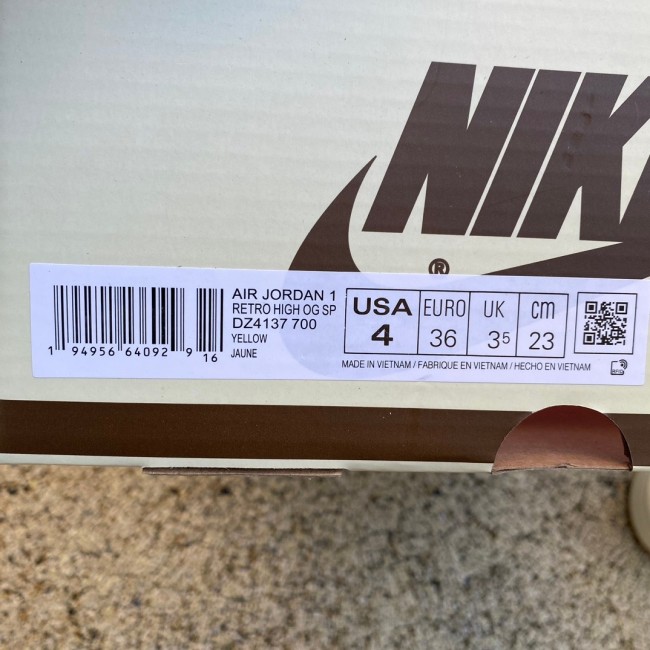 Tracis Scott x Air Jordan 1 Low
