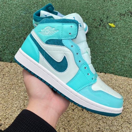 Air Jordan 1 Mid Chenille Bleached Turquoise