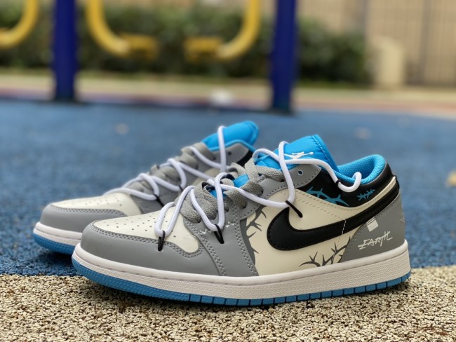 Air Jordan 1 Low shoes