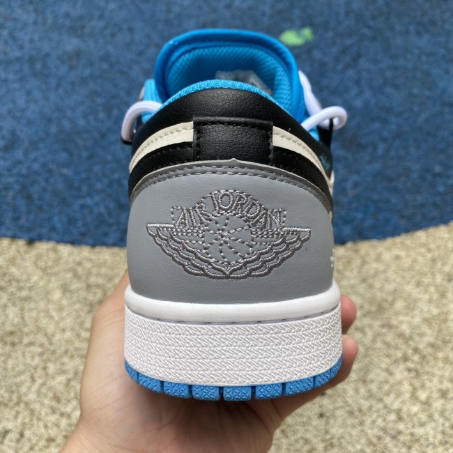 Air Jordan 1 Low shoes
