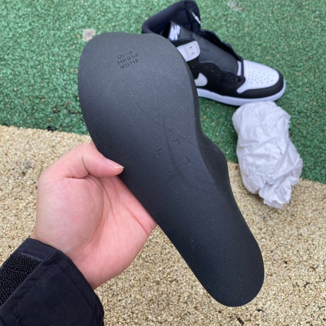 Air Jordan 1 Retro High OG Black White