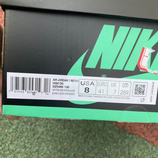 Air Jordan 1 High OG “Green Glow”