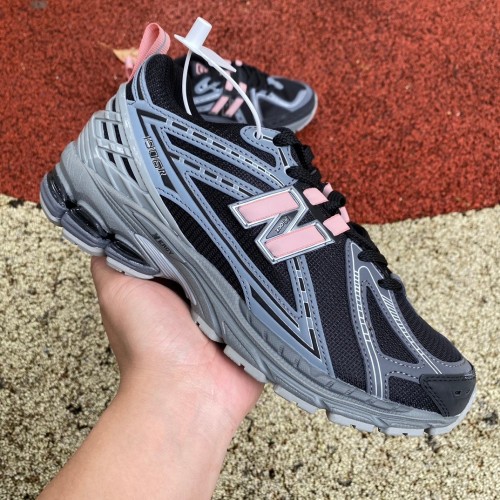 New Balance 1906R Black Pink Moon