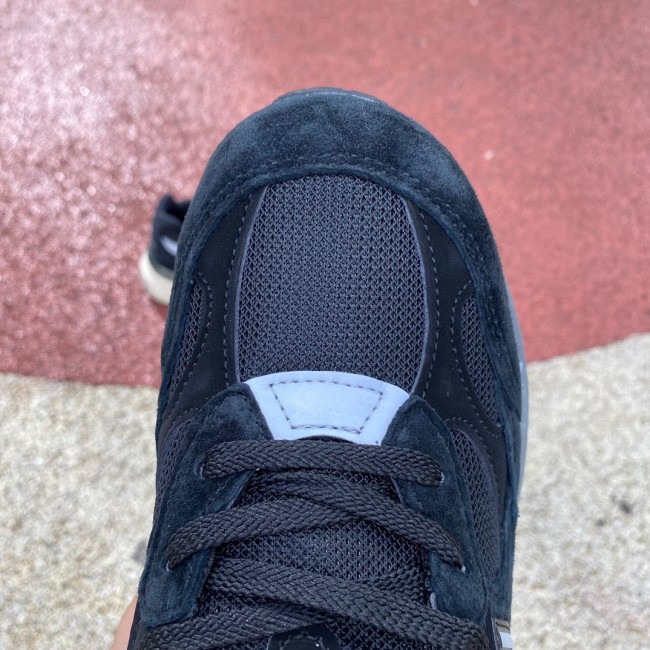 New Balance 992 Black Grey