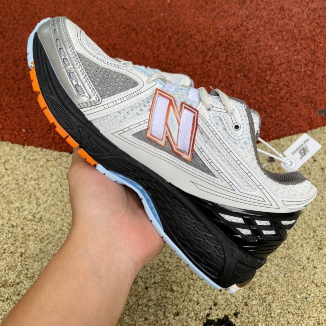 New Balance 1906R White Black Copper