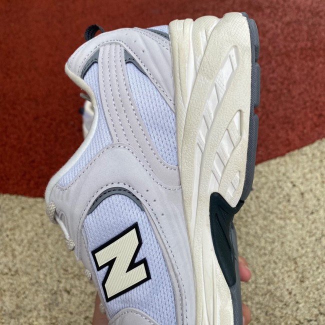 New Balance 530 Light Grey Distressed
