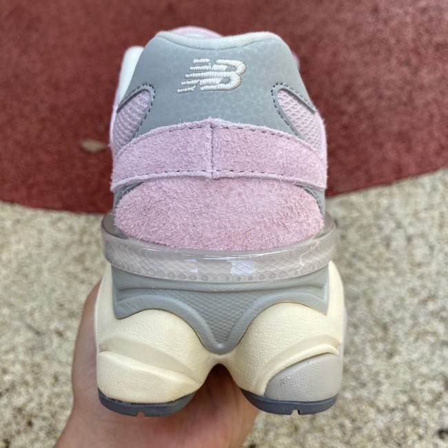 New Balance 9060 December Sky